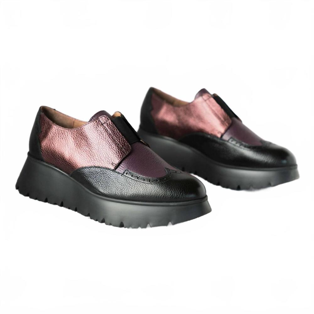 NEW WONDERS women's wedge loafer in black/purple